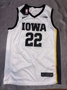 Brand New Nike Caitlin Clark Iowa Basketball Jersey #22 size XXL